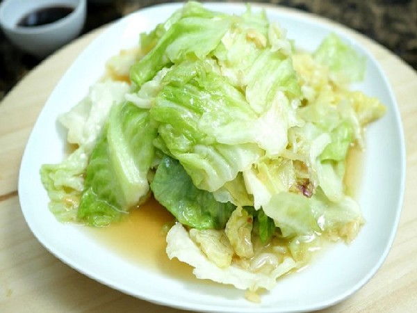 ผัดกะหล่ำน้ำปลา รอมฎอน