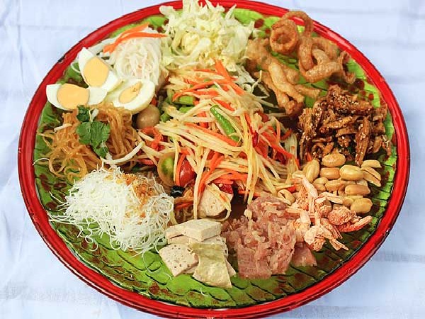 ส้มตำถาด