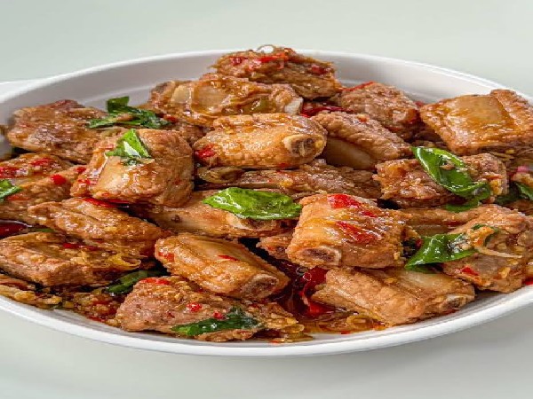 หมูอบตะไคร้  วันพุธ